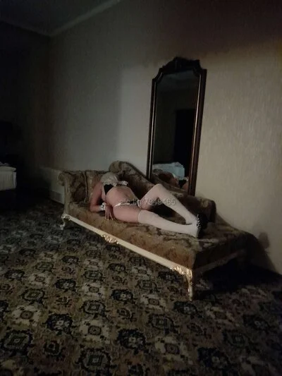 Компаньонка Бургас - Your sexy diamond GFE - Строга господарка, Влизане в роля, Масаж - снимка 8