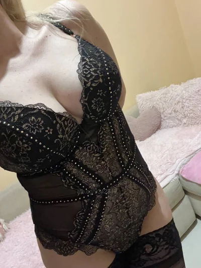 Компаньонка Бургас - PREMIUM ESCORT