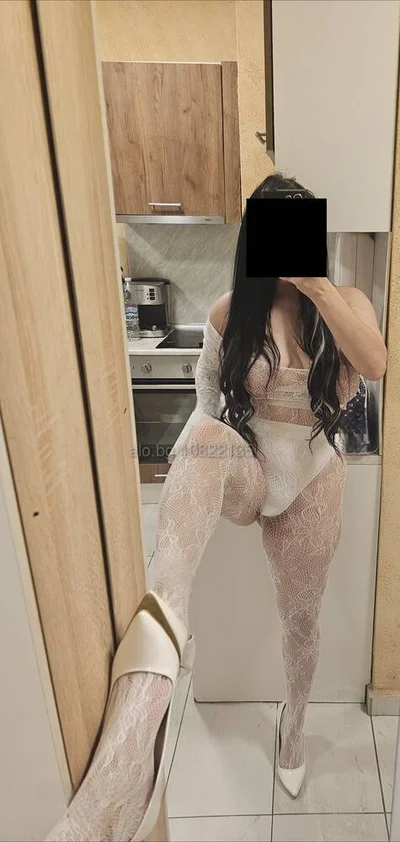 Компаньонка Бургас - 🦋🍑Карина, голямо изкушение. 🫦 - Стриптийз, Строга господарка, Влизане в роля - снимка 4