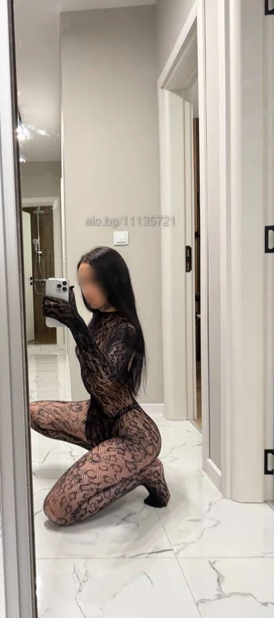 Компаньонка Бургас - Cassie Exclusive ✨
