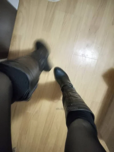 Компаньонка Бургас - Мистрес/Господарка/Домина/sissy обучение/страп-он/фуутфетиш/лизане на подметки - Анален секс, Групов ...
