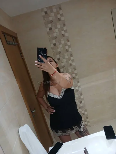 Компаньонка Бургас - Escort girl - Стриптийз, Строга господарка, Влизане в роля - снимка 3