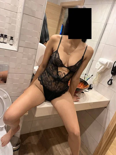 Компаньонка Бургас - 💋Leyla на 18г💋 - Влизане в роля, Класически секс, Френска с презерватив - снимка 2
