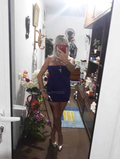 Компаньонка Бургас - Секс услуги - Класически секс, Групов секс, Орален секс - снимка 1