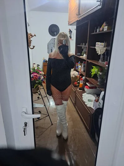 Компаньонка Бургас - Секс услуги