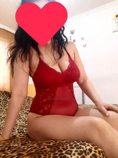 Компаньонка Бургас - Приятна и нежна компания - Френска без презерватив, Класически секс, Анален секс - снимка 9