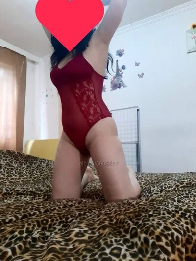 Компаньонка Бургас - Приятна и нежна компания - Анален секс, Орален секс, Френска с презерватив - снимка 3