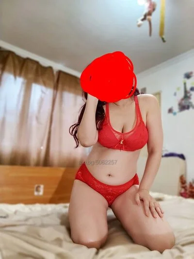 Компаньонка Бургас - Приятна и нежна компания - Класически секс, Анален секс, Орален секс - снимка 1